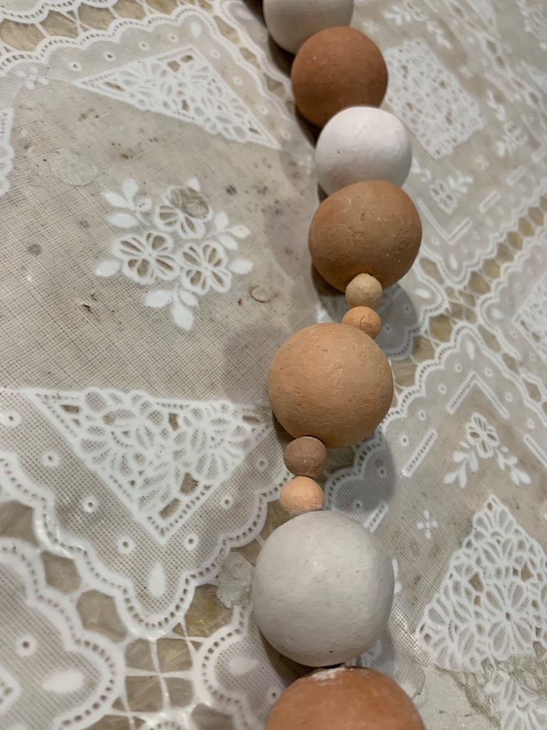 Colar de Mesa Terço Decorativo Divino Espírito Santo 7
