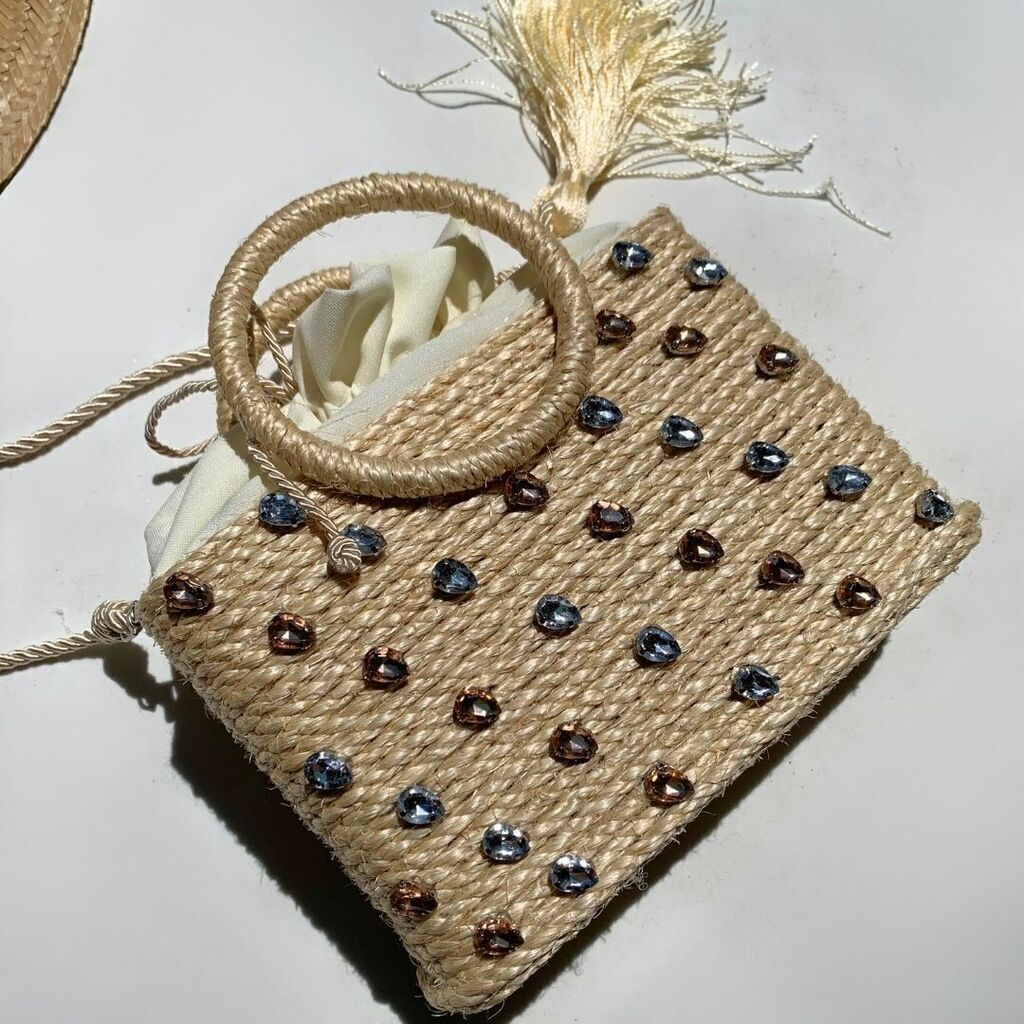 Bolsa Iza