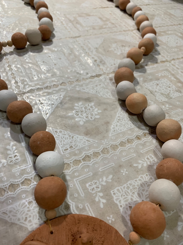 Colar de Mesa Terço Decorativo Divino Espírito Santo 5