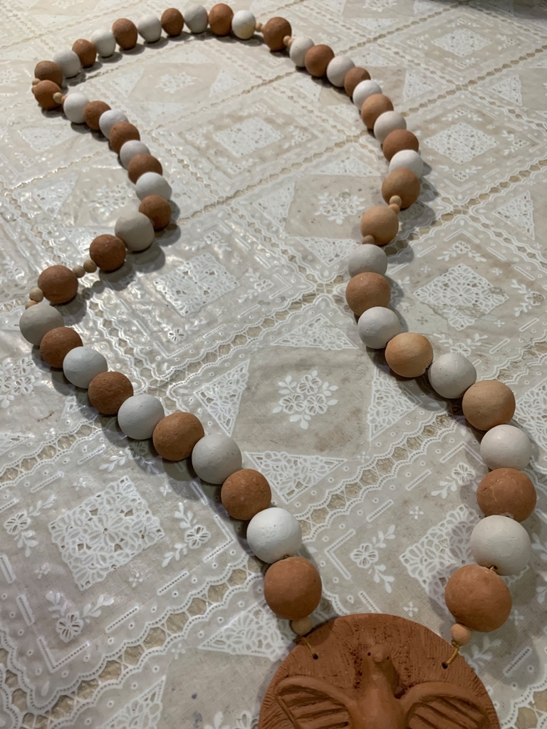 Colar de Mesa Terço Decorativo Divino Espírito Santo 6